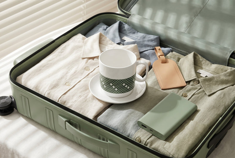 Self-Heating Mug vs. Insulated Mug: Which One Fits Your Lifestyle?